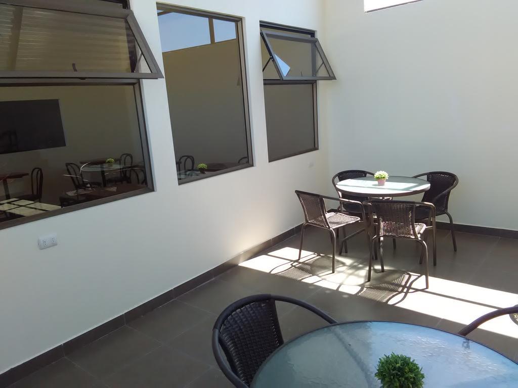 Hostal El Loa Calama Buitenkant foto